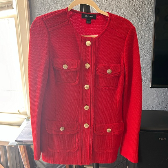 St. John Women's Blazer - Picture 1 of 3